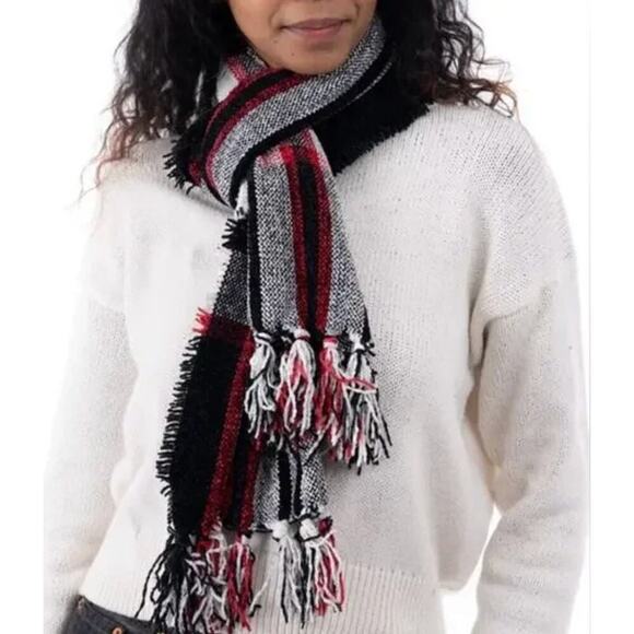Soft Chenille Scarf Red Black Holiday Tartan Plaid Fringe Wrap - Picture 4 of 9